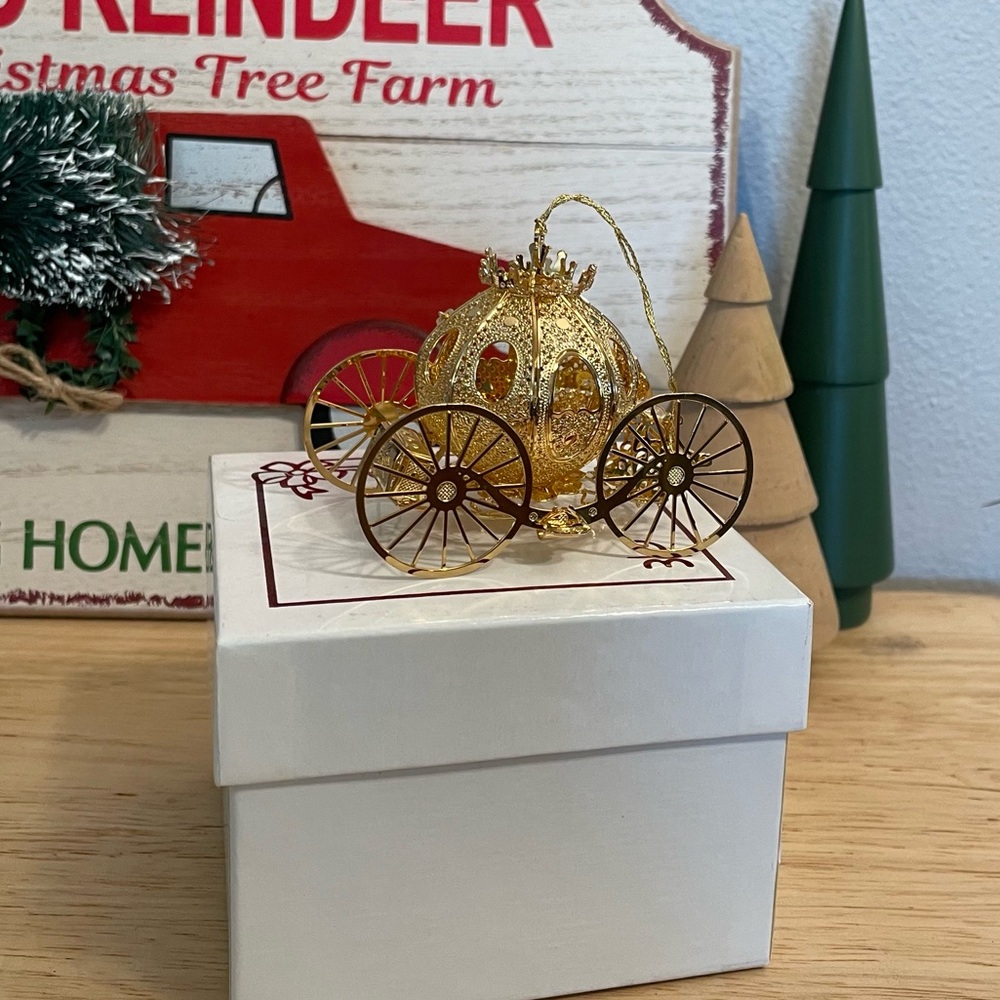 Danbury Mint Gold Plated Carriage Ornament
